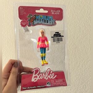 World’s Smallest Barbie Roller Blade Doll, Collectable- NWT